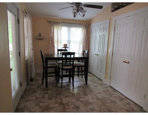 46 Pleasant St, Mendon, MA 01756 photo 8