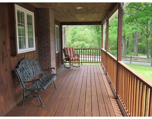 46 Pleasant St, Mendon, MA 01756 photo 22