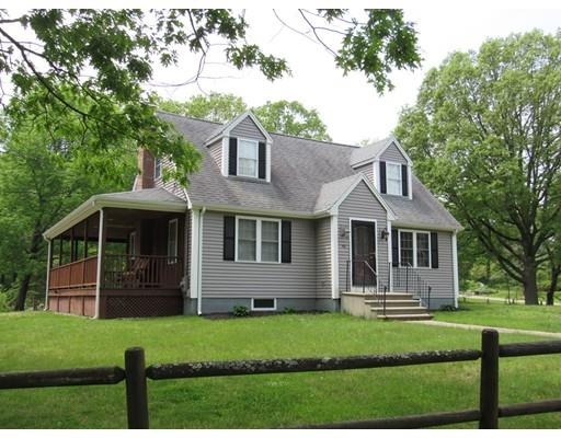 46 Pleasant St, Mendon, MA 01756 photo 17