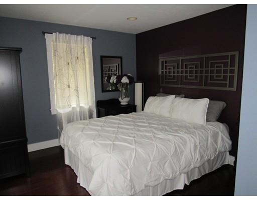 46 Pleasant St, Mendon, MA 01756 photo 12