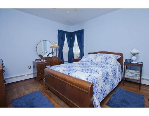 21 Connell St, Chicopee, MA 01020 photo 8