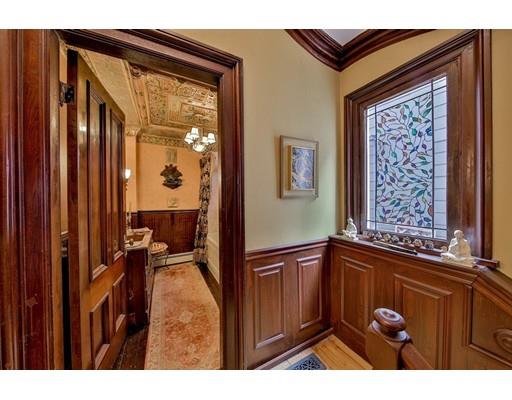 585 E 8th St, Boston, MA 02127 photo 4