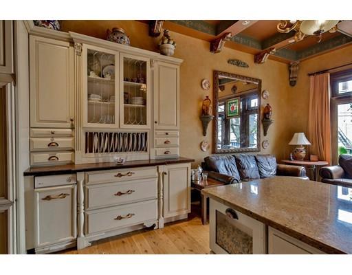 585 E 8th St, Boston, MA 02127 photo 9
