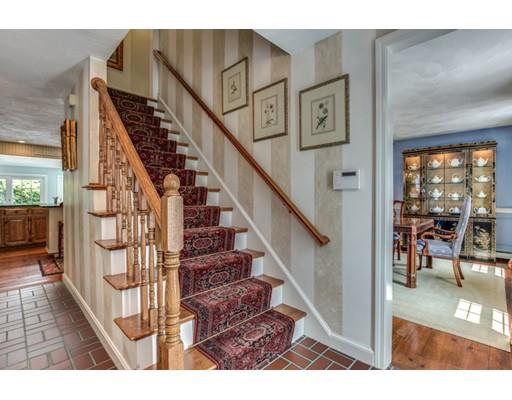 97 Avalon Rd, Reading, MA 01867 photo 4
