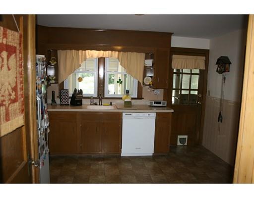 404 Chapman St, Canton, MA 02021 photo 4