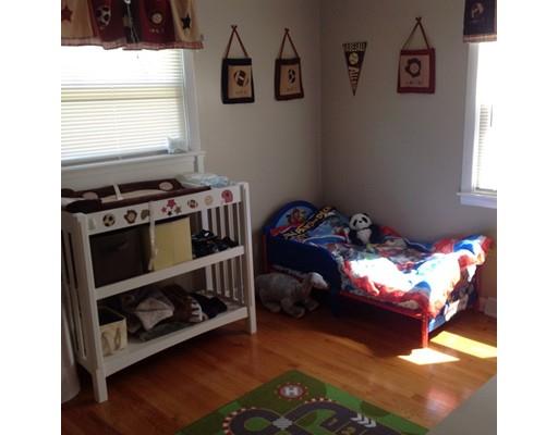 25 Berard Cir, Springfield, MA 01128 photo 8