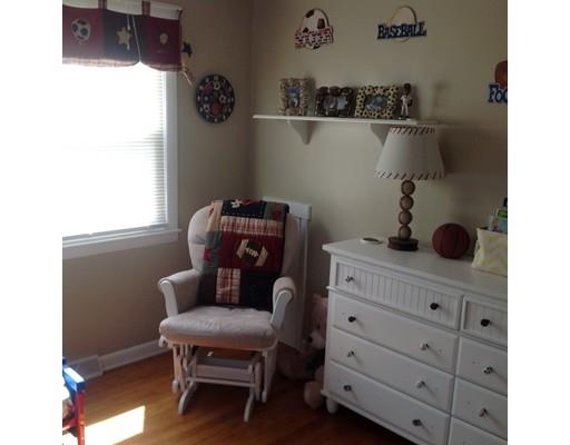 25 Berard Cir, Springfield, MA 01128 photo 9
