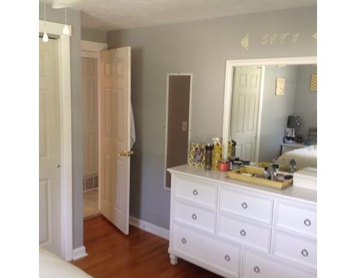 25 Berard Cir, Springfield, MA 01128 photo 6