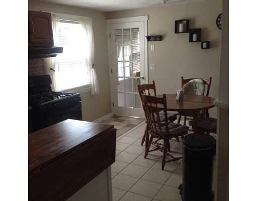 25 Berard Cir, Springfield, MA 01128 photo 4