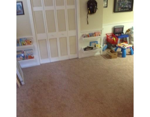 25 Berard Cir, Springfield, MA 01128 photo 15