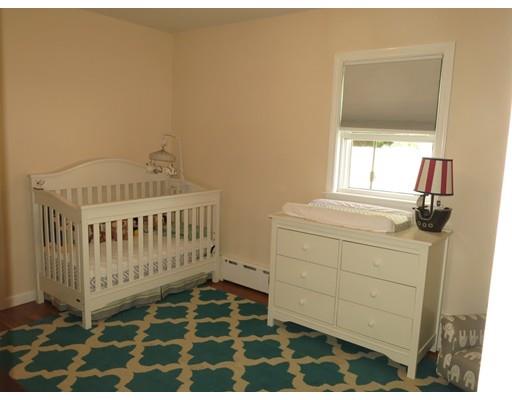 39 Harbeck St, Acushnet, MA 02743 photo 12