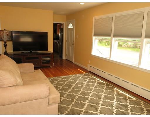 39 Harbeck St, Acushnet, MA 02743 photo 7