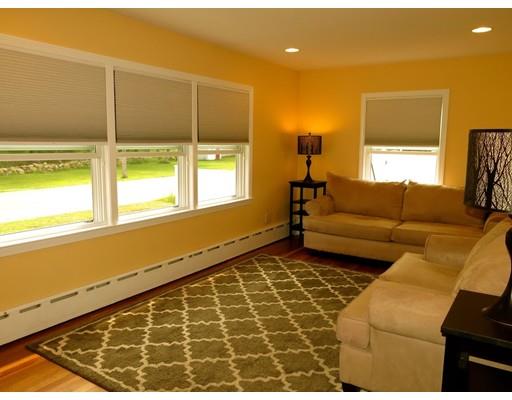 39 Harbeck St, Acushnet, MA 02743 photo 5