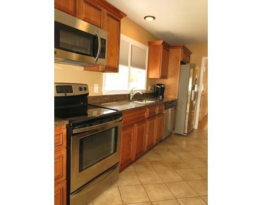 39 Harbeck St, Acushnet, MA 02743 photo 8