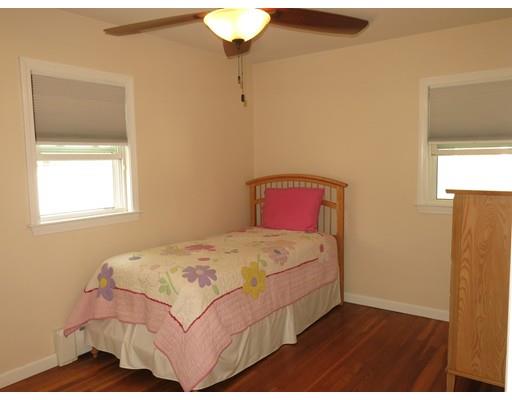 39 Harbeck St, Acushnet, MA 02743 photo 11