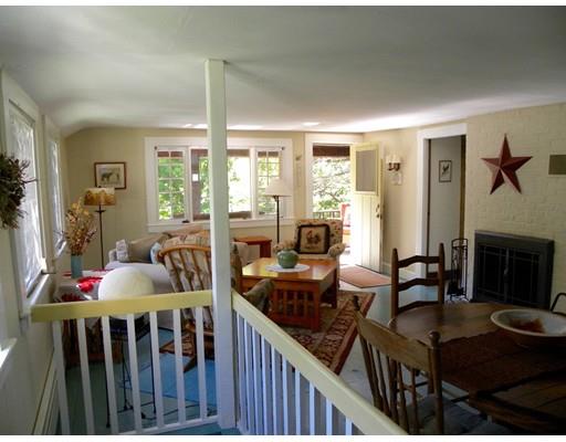 17 W Main St, Heath, MA 01346 photo 6