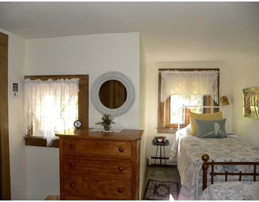 17 W Main St, Heath, MA 01346 photo 18