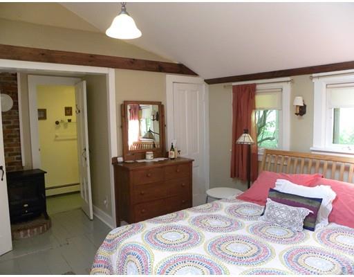 17 W Main St, Heath, MA 01346 photo 9