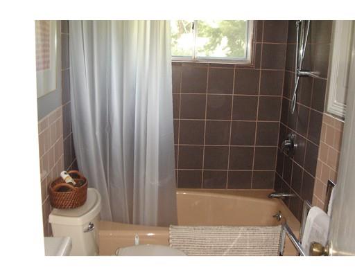 19 Berkeley Rd, Framingham, MA 01701 photo 11