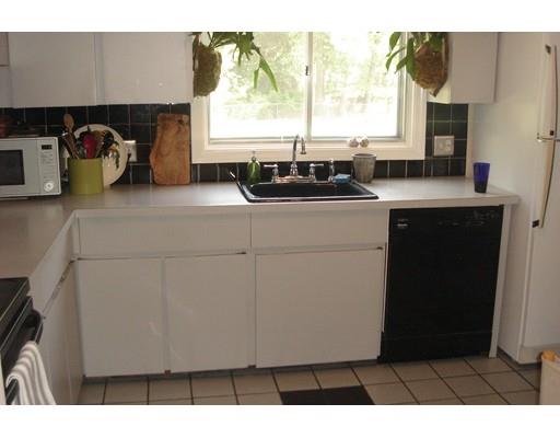 19 Berkeley Rd, Framingham, MA 01701 photo 3