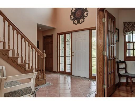 25 Bennett Rd, Sutton, MA 01590 photo 4