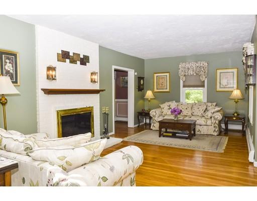 86 Lincoln St, Dedham, MA 02026 photo 2