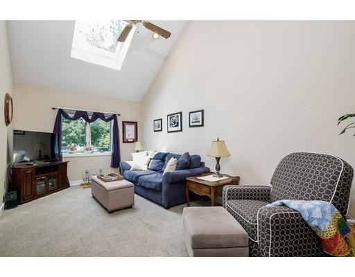 4 Lee Rd, Sharon, MA 02067 photo 5