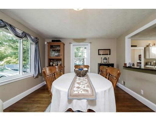 4 Lee Rd, Sharon, MA 02067 photo 2