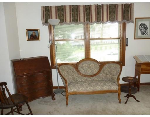 2 Samoset Rd, Worcester, MA 01604 photo 11