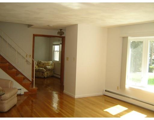6 Clover Ln, Canton, MA 02021 photo 11