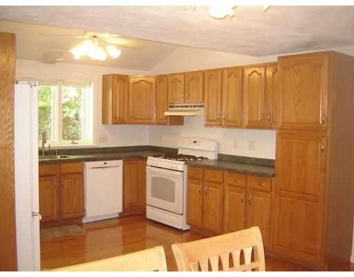 6 Clover Ln, Canton, MA 02021 photo 4