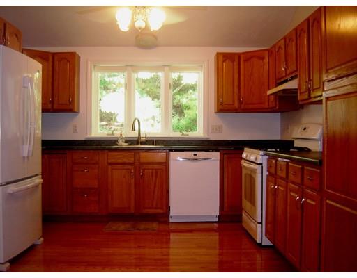 6 Clover Ln, Canton, MA 02021 photo 3