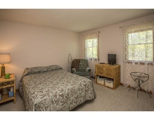 52 King St, Raynham, MA 02767 photo 17