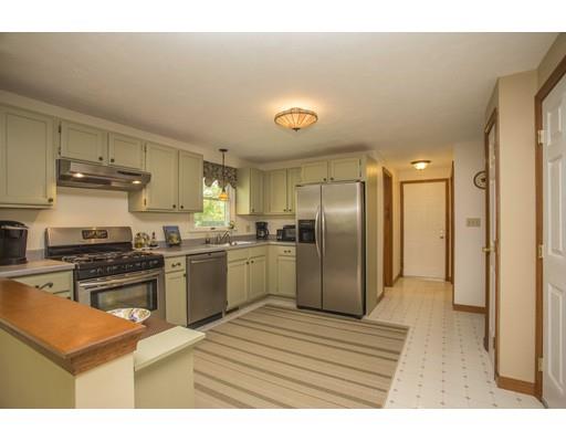 52 King St, Raynham, MA 02767 photo 4