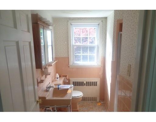1 Saxon Rd, Worcester, MA 01602 photo 17