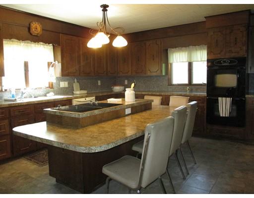 82 Bogle St, Fall River, MA 02723 photo 12
