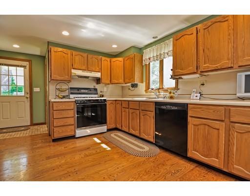 49 S Gate St, Dedham, MA 02026 photo 10