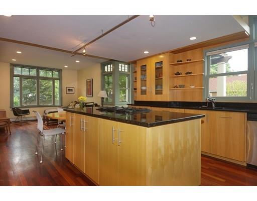207 Appleton St, Arlington, MA 02476 photo 3