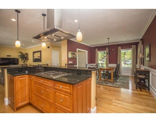 79 Brook St, Raynham, MA 02767 photo 9