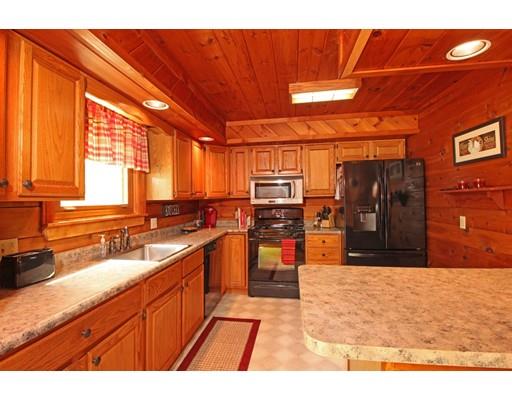 15 Laurel Dr, Ashburnham, MA 01430 photo 2