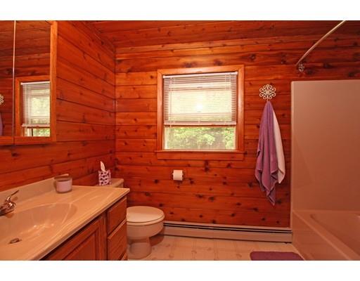 15 Laurel Dr, Ashburnham, MA 01430 photo 12