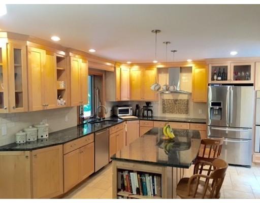628 Wethersfield St, Rowley, MA 01969 photo 4