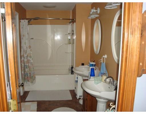 67 Jonathan St, Gardner, MA 01440 photo 6