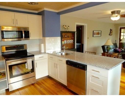 16 Rosella St, Springfield, MA 01118 photo 7