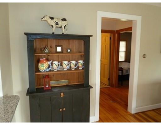 16 Rosella St, Springfield, MA 01118 photo 11