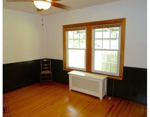 16 Rosella St, Springfield, MA 01118 photo 15