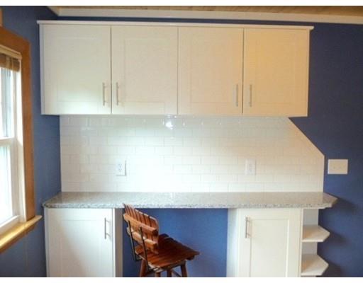16 Rosella St, Springfield, MA 01118 photo 9