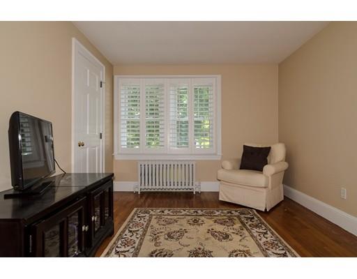 71 Oak St, Wellesley, MA 02482 photo 14