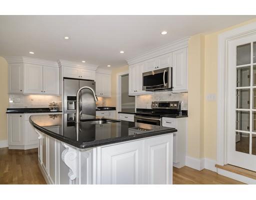 71 Oak St, Wellesley, MA 02482 photo 6