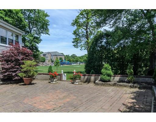 71 Oak St, Wellesley, MA 02482 photo 19